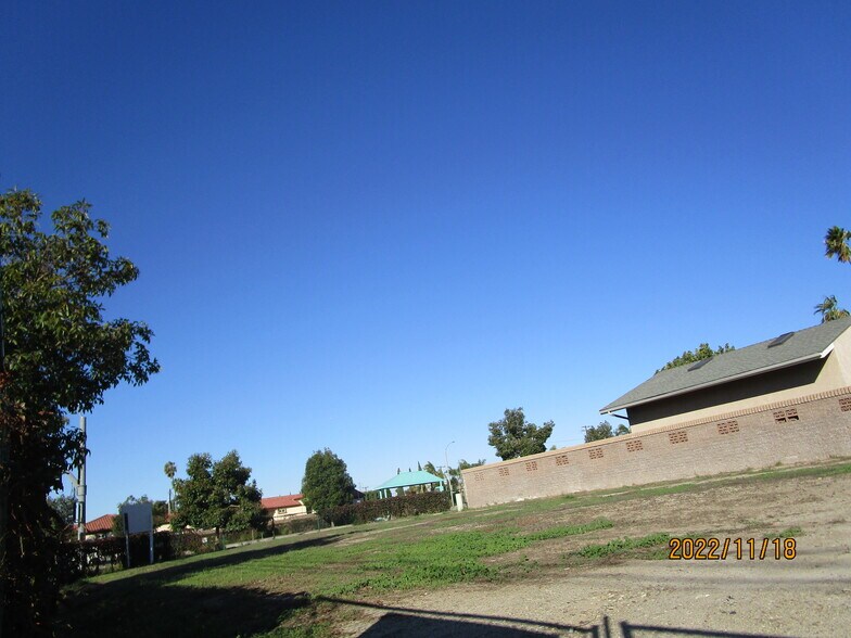 More Photos Of 2181 Katella Ave, Anaheim Land For Lease