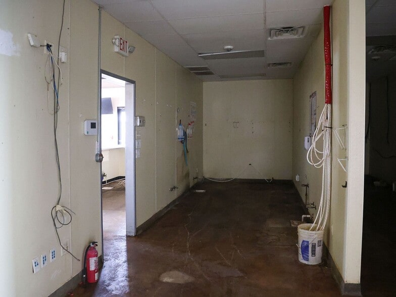 More Photos Of 167 Avondale Haslet Rd, Haslet General Retail For Sale