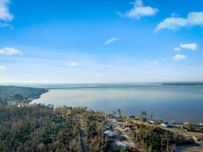 More Photos Of , Onalaska Unknown For Sale