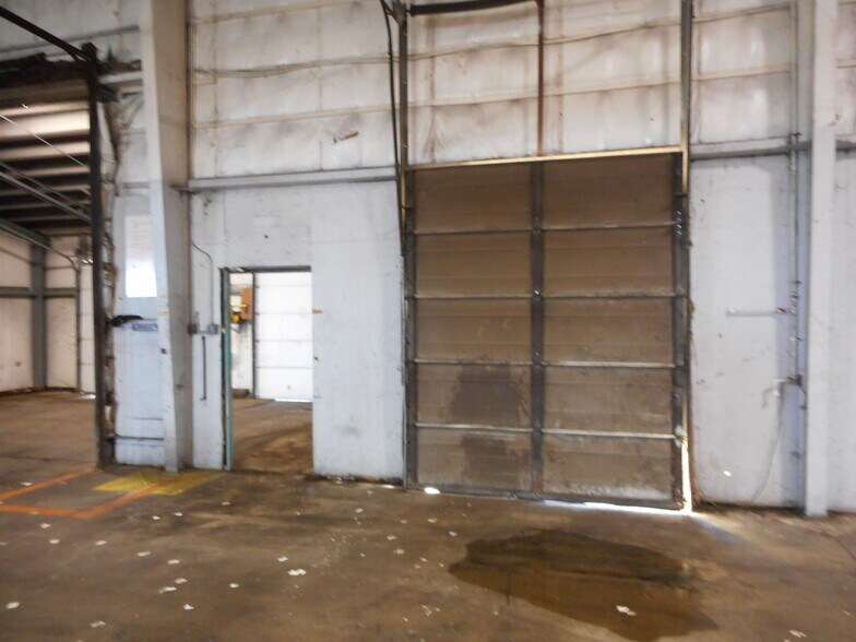 More Photos Of 5257 US ROUTE 22, Washington Court House Distribution For Sale