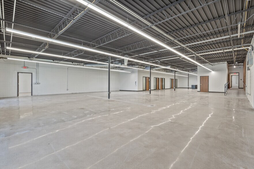 More Photos Of 415 E 12th St E, Tulsa Office For Lease