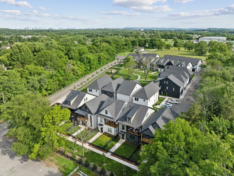 More Photos Of , Nashville Unknown For Sale