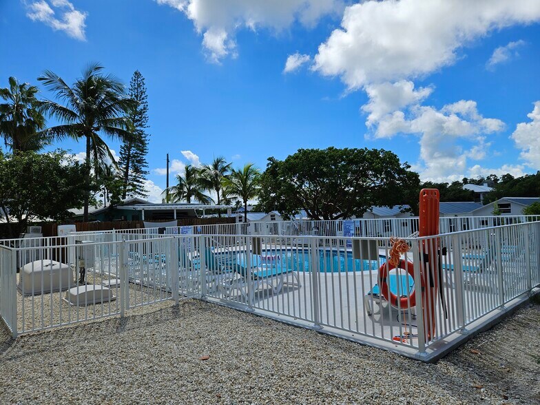 More Photos Of 200 Treasure Harbor Dr, Islamorada Marina For Sale