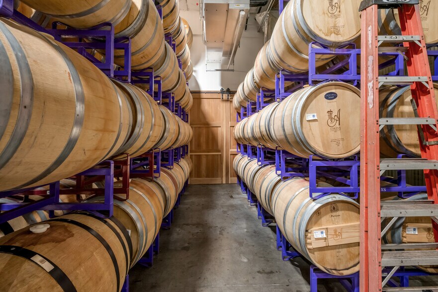 More Photos Of 9721 Kent St, Elk Grove Warehouse For Sale