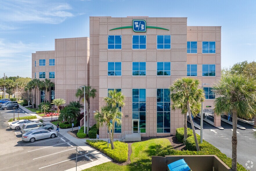 More Photos Of 13350 Metro Pky, Fort Myers Office For Lease