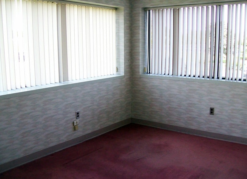 More Photos Of 4700 Union Deposit Rd, Harrisburg Medical For Sale