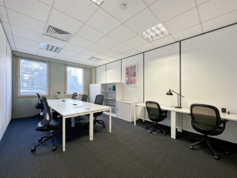 More Photos Of 450 Bath Rd, West Drayton Coworking Space