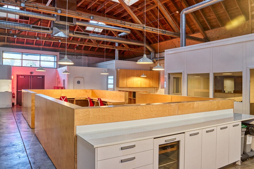 More Photos Of 1633 Cosmo St, Los Angeles Loft Creative Space For Sale