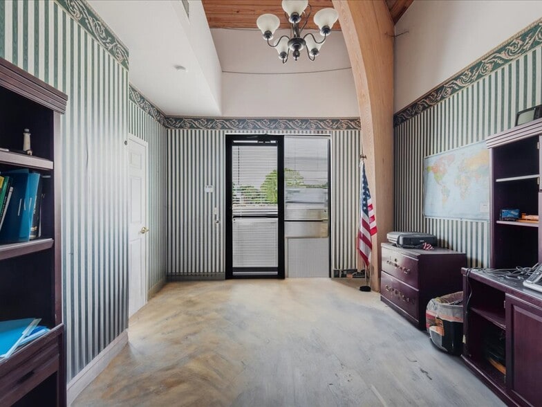 More Photos Of 4630 Palm Beach Blvd, Fort Myers Religious Facility For Sale