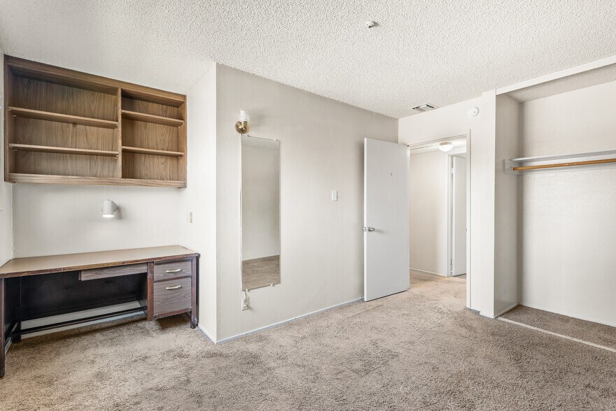 More Photos Of 8025 Beverly Dr, Rohnert Park Apartments For Sale
