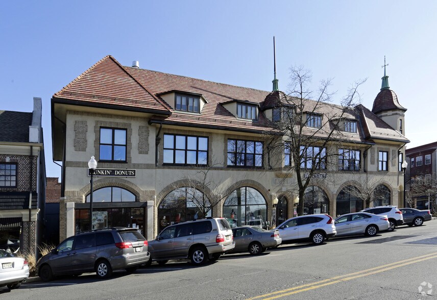 More Photos Of 1 E Ridgewood Ave, Ridgewood Storefront Retail Office For Lease