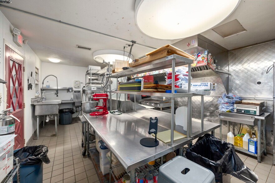 More Photos Of 18541 Mueschke Rd, Cypress Restaurant For Sale