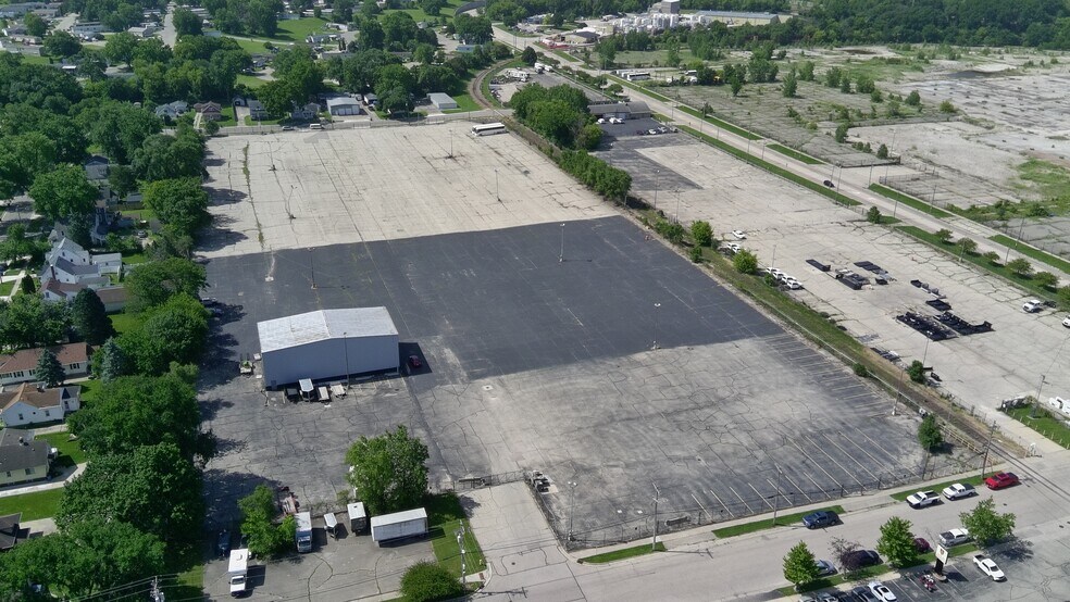 More Photos Of 1200 Harold ave, Janesville Land For Lease