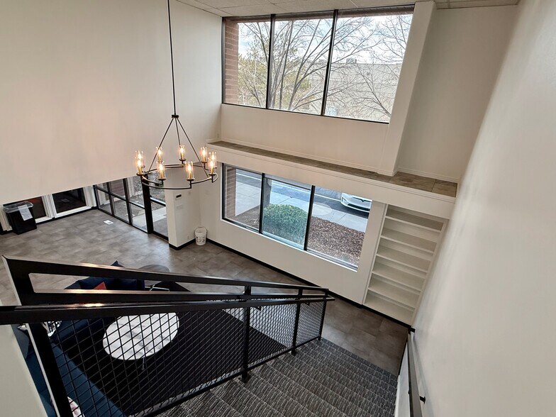 More Photos Of 520 N 400 W, North Salt Lake Office For Lease