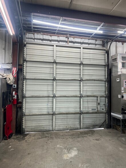 More Photos Of 6332 Blanding Blvd, Jacksonville Service For Sale