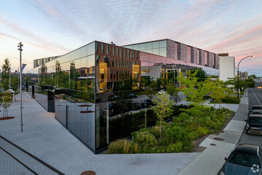 More Photos Of 2600 Rue William Tremblay, Montréal Unknown For Lease