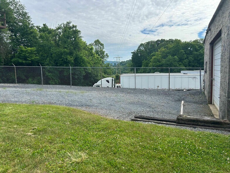 More Photos Of 1185 Morgantown Rd, Reading Industrial For Sale