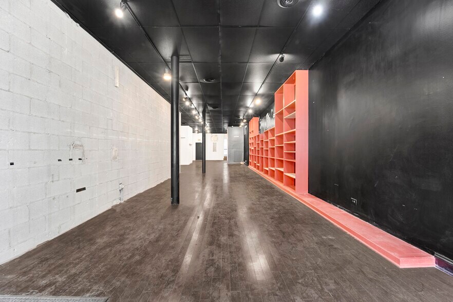 More Photos Of 515 N Halsted St, Chicago Storefront Retail Residential For Lease