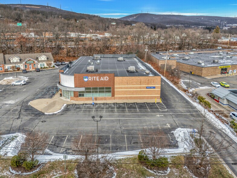 More Photos Of 1777 N Keyser Ave, Scranton Drugstore For Lease