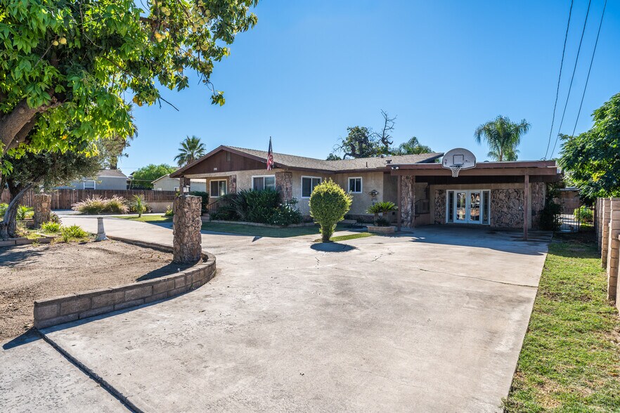 More Photos Of 831 W Lugonia Ave, Redlands Land For Sale