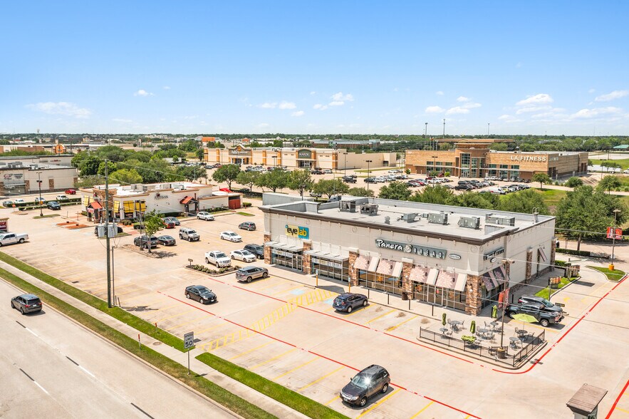 More Photos Of 19610-19740 Katy Fwy, Houston Unknown For Lease