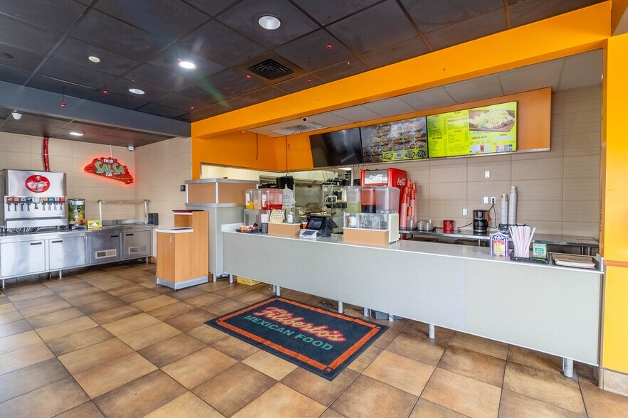 More Photos Of 708 W Ajo Way, Tucson Fast Food For Sale