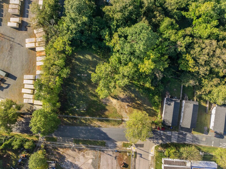 More Photos Of 1008 Gilbert St, Durham Land For Lease