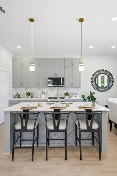 More Photos Of 2306 Langley rd, Houston Multifamily For Sale