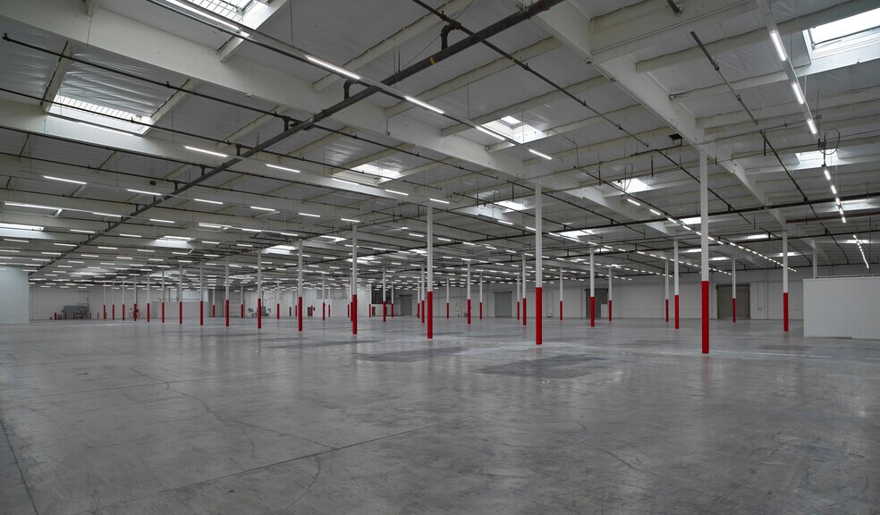 More Photos Of 9177 Center Ave, Rancho Cucamonga Warehouse For Sale