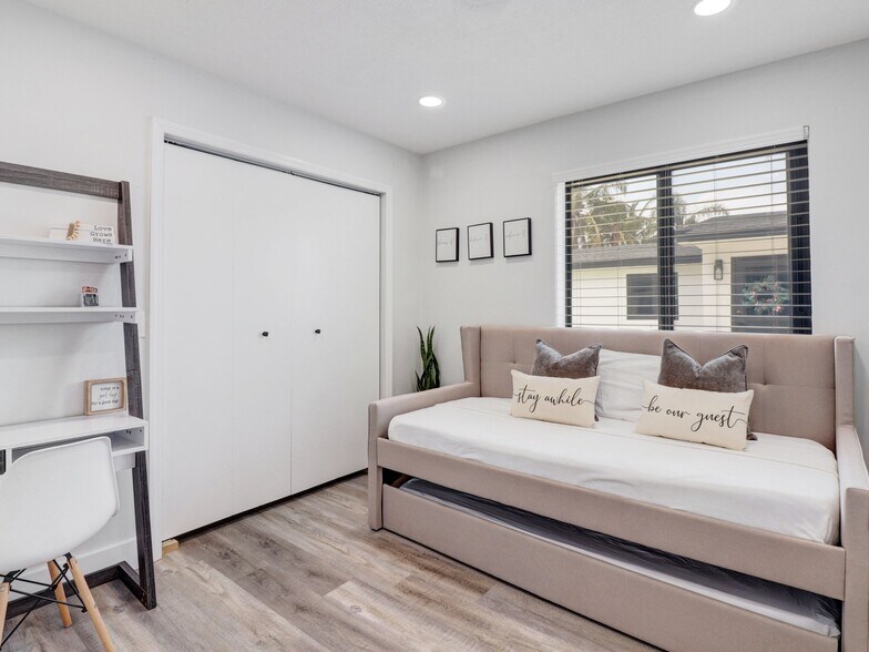 More Photos Of 1705-1709 NE 3rd Ave, Delray Beach Apartments For Sale