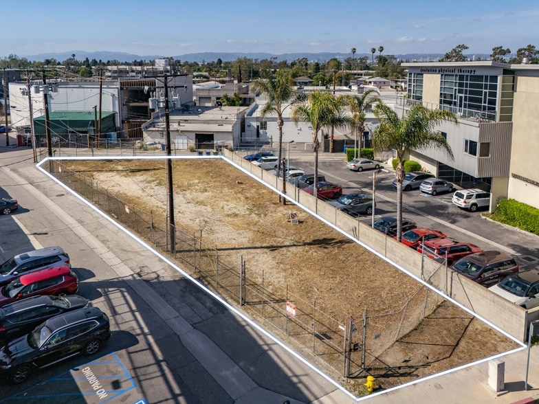 More Photos Of 11833 Major St, Culver City Land For Sale