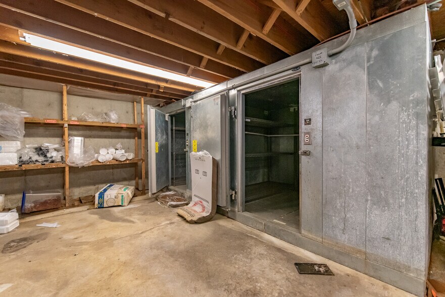 More Photos Of 420 Social St, Woonsocket Restaurant For Sale
