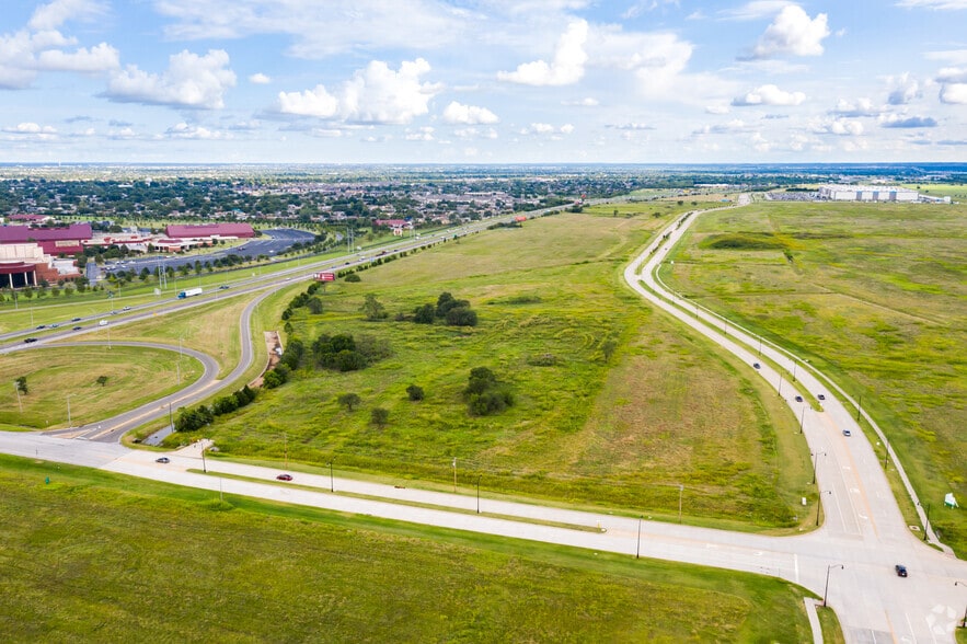 More Photos Of I-44 & SW 89th St, Oklahoma City Land For Lease