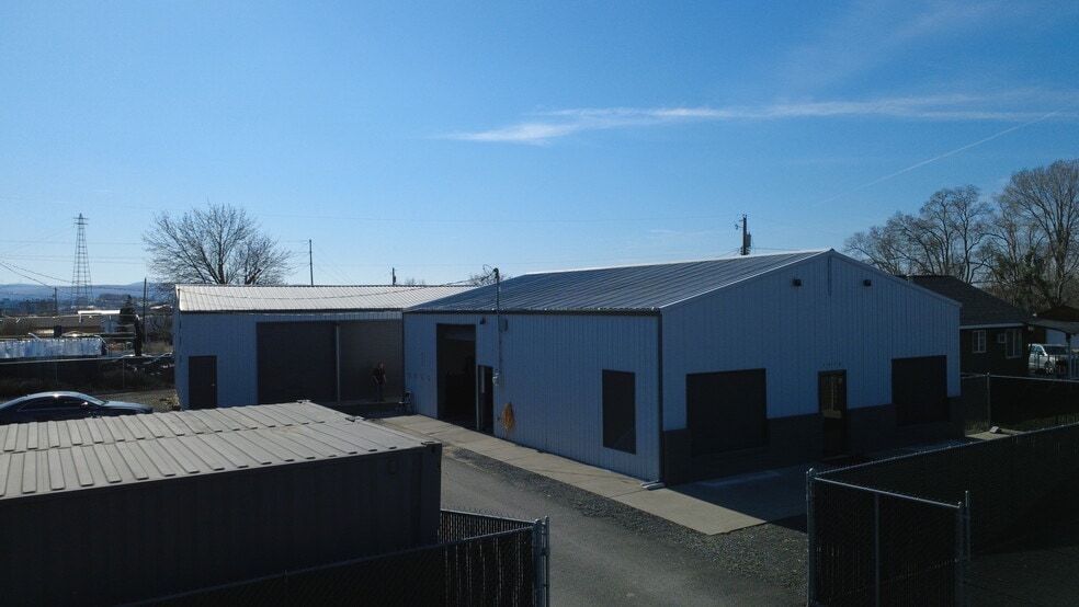 More Photos Of 1416 W Ainsworth Ave, Pasco Industrial For Sale