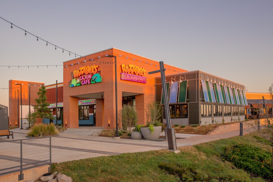 Primary Photo Of 1340 W Memorial Rd, Oklahoma City Restaurant For Lease