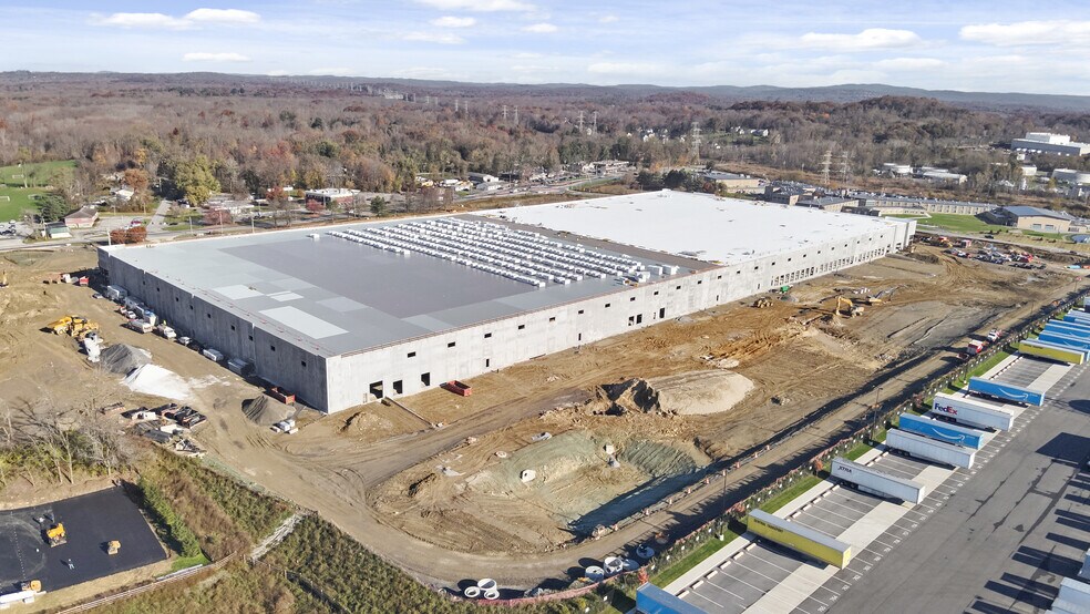 More Photos Of 32-34 Patriot Way, East Fishkill Manufacturing For Lease