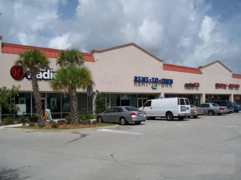 More Photos Of 10921-10941 S US 1 Hwy, Port Saint Lucie Storefront For Lease
