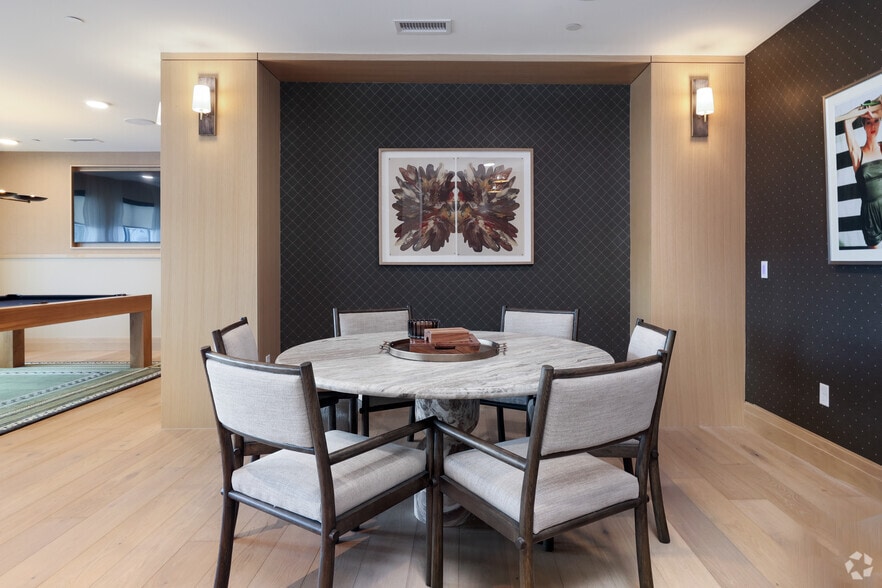 More Photos Of 266 Canal St, Salem Apartments For Lease