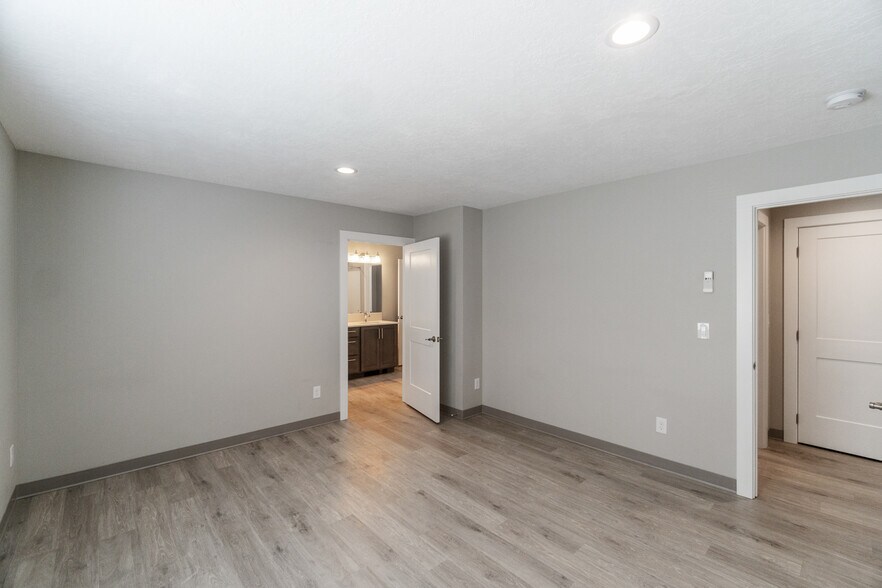 More Photos Of , Spokane Valley Multifamily For Sale