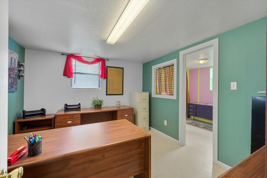 More Photos Of 7439 FM 314, Ben Wheeler Industrial For Sale