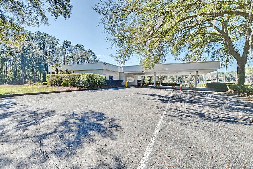 More Photos Of 10241 N Florida Ave, Citrus Springs Bank For Sale