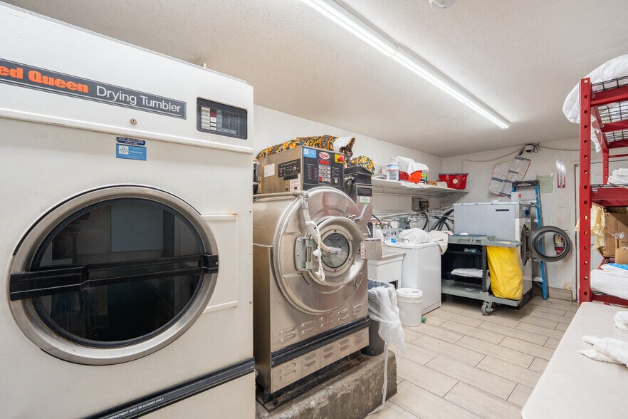 More Photos Of 9515 Folsom Blvd, Sacramento Hotel For Sale