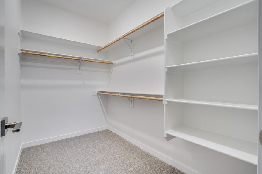 More Photos Of 16933 SW 132nd Ter, Tigard Apartments For Sale