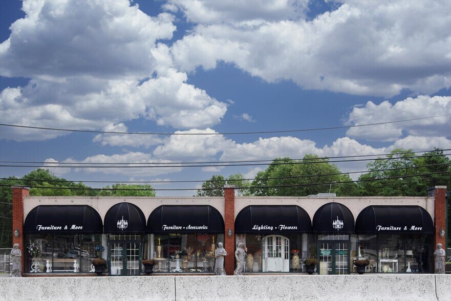 Primary Photo Of 1035 US Highway 9, Howell Storefront Retail Office For Lease