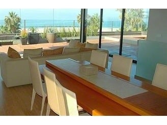 More Photos Of 8 Brooks Ave, Venice Apartments For Lease