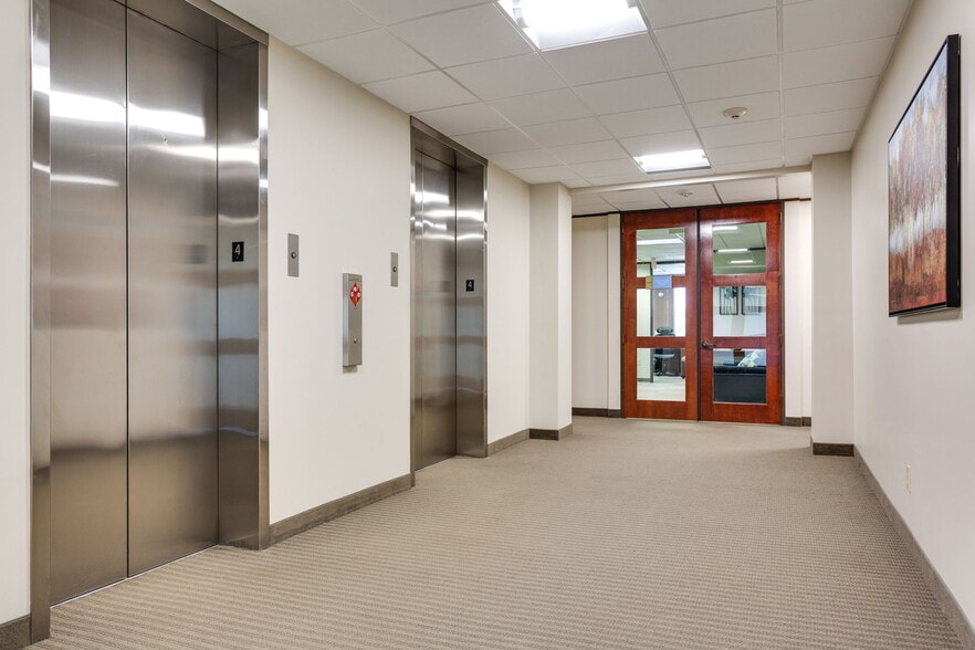 More Photos Of 5000 Falls of Neuse Rd, Raleigh Office For Lease