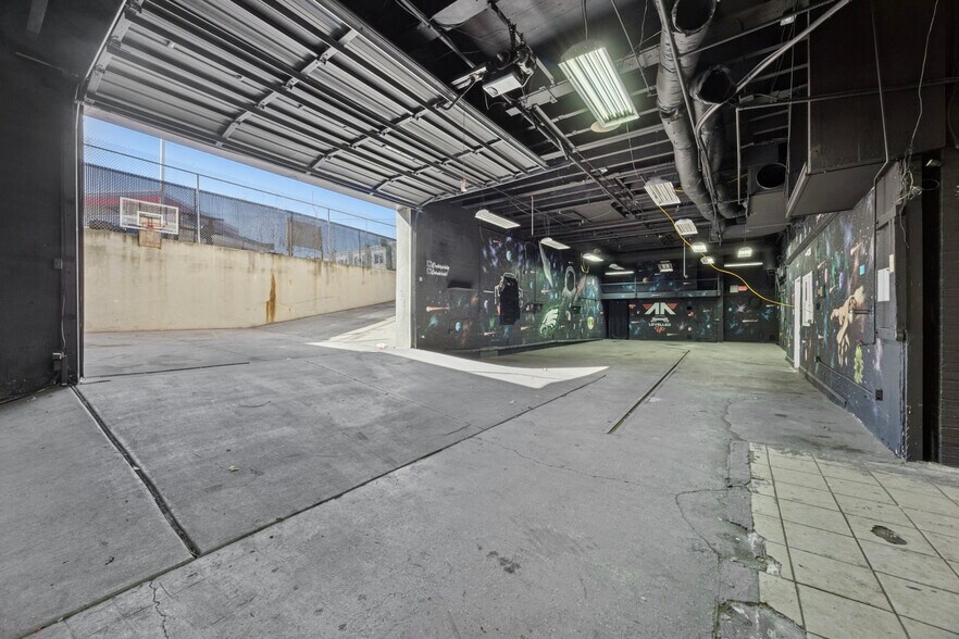 More Photos Of 5223 Torresdale Ave, Philadelphia Auto Repair For Lease