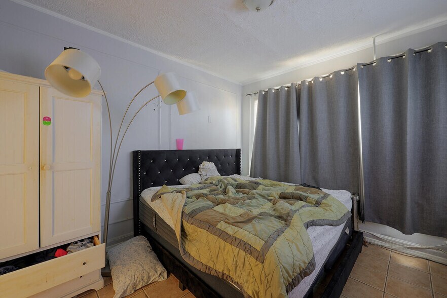 More Photos Of 150 Dayton St, Newark Multifamily For Sale