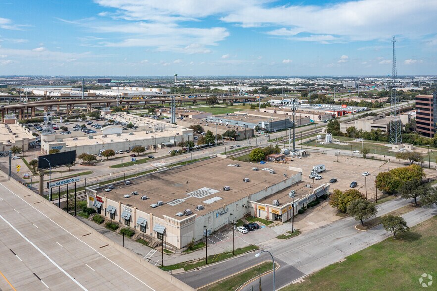 More Photos Of 2605 LBJ Fwy, Dallas Storefront For Sale