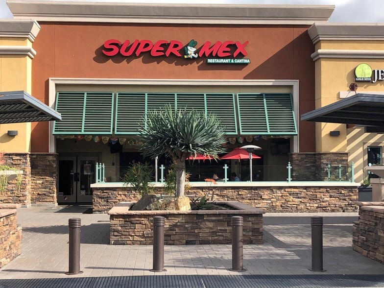More Photos Of 14200-14450 Culver Dr, Irvine Storefront For Lease